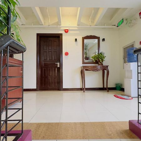 La Anclar Hotel Davao Экстерьер фото