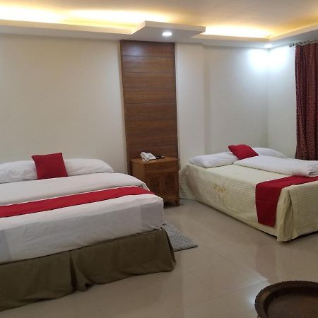La Anclar Hotel Davao Экстерьер фото
