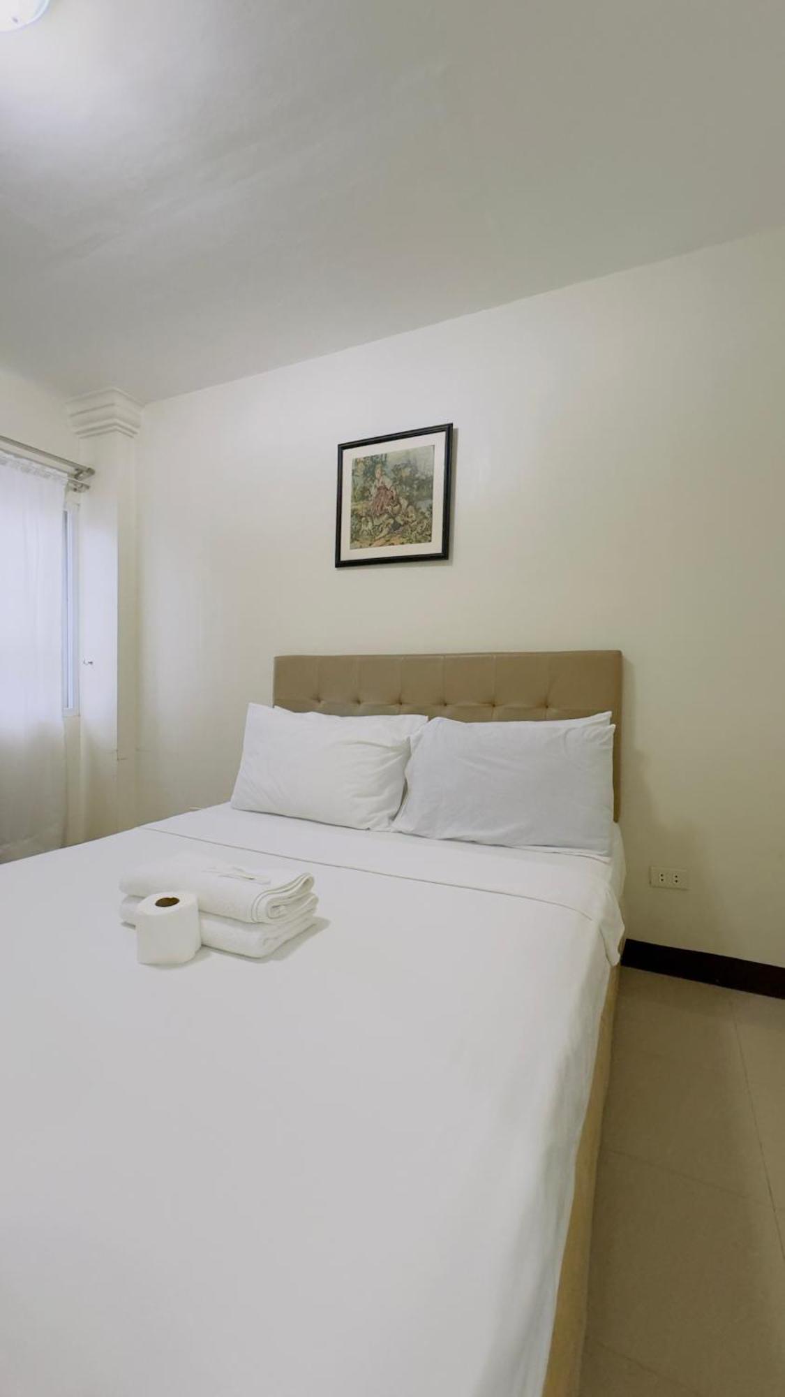La Anclar Hotel Davao Экстерьер фото