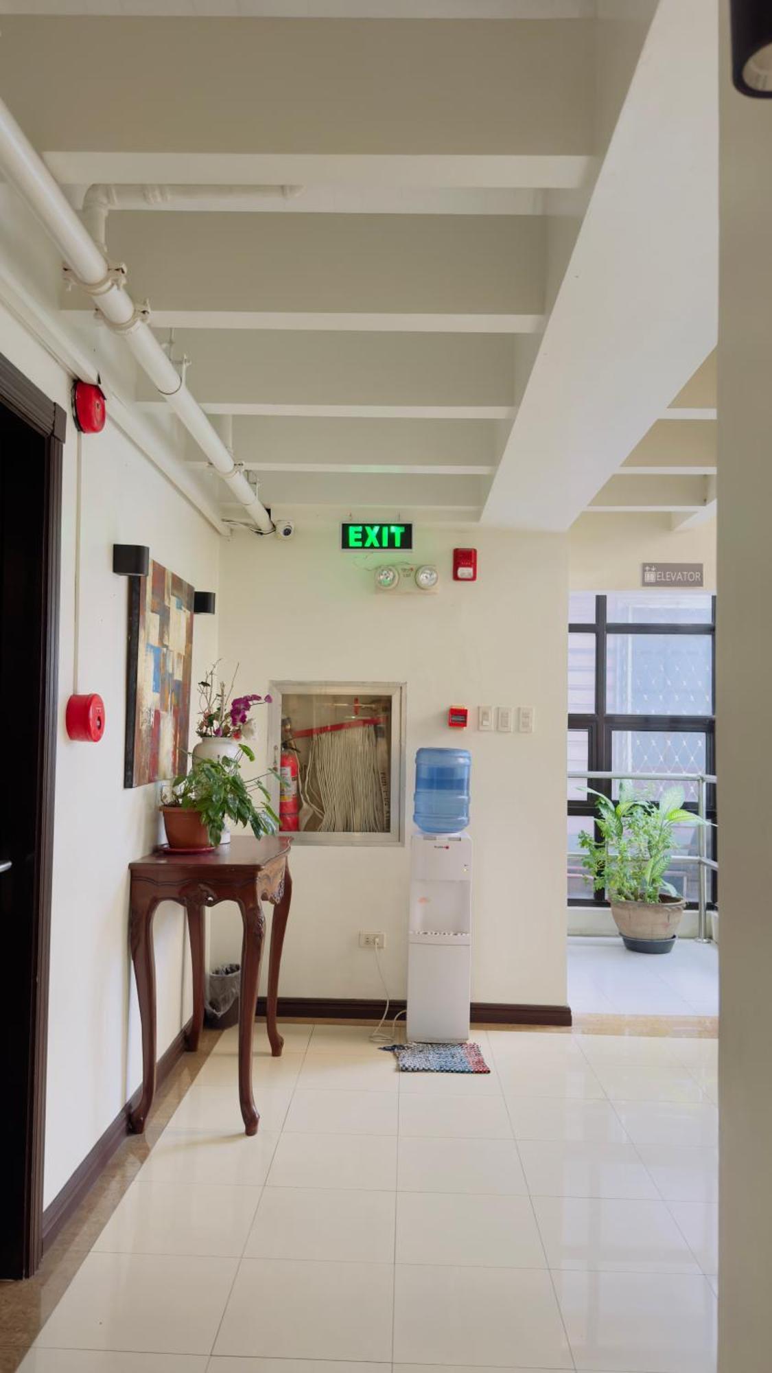 La Anclar Hotel Davao Экстерьер фото