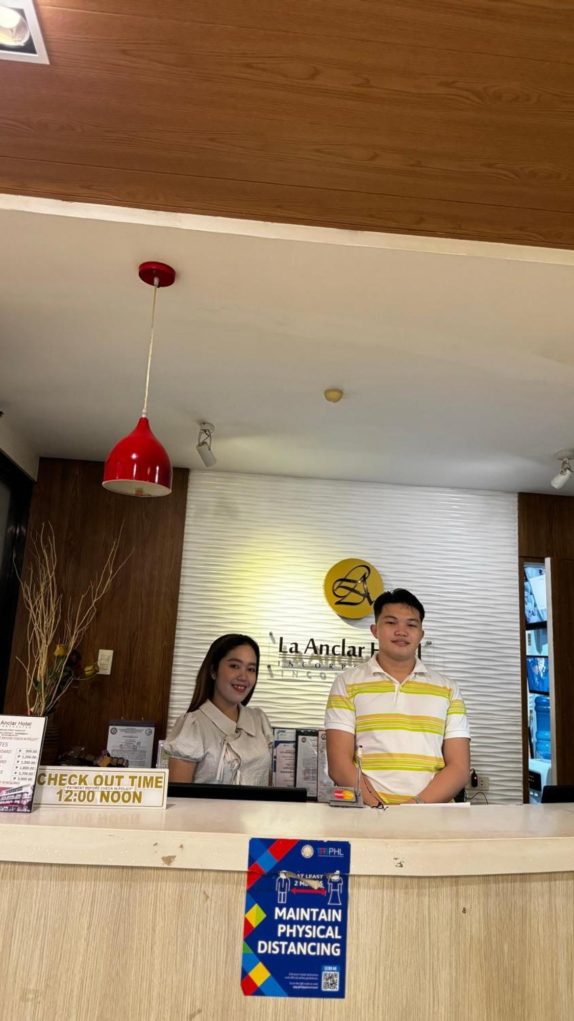 La Anclar Hotel Davao Экстерьер фото