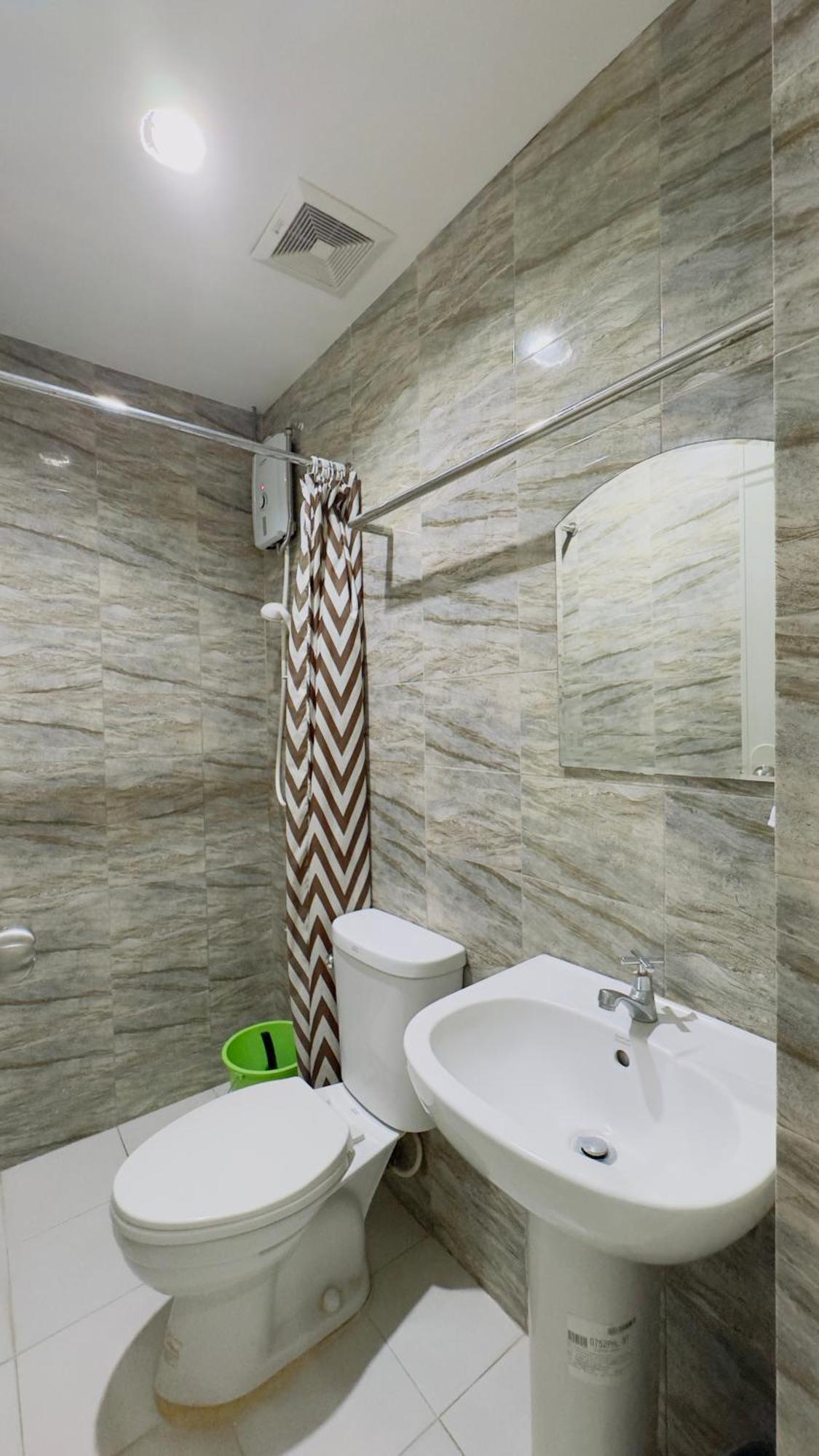 La Anclar Hotel Davao Экстерьер фото