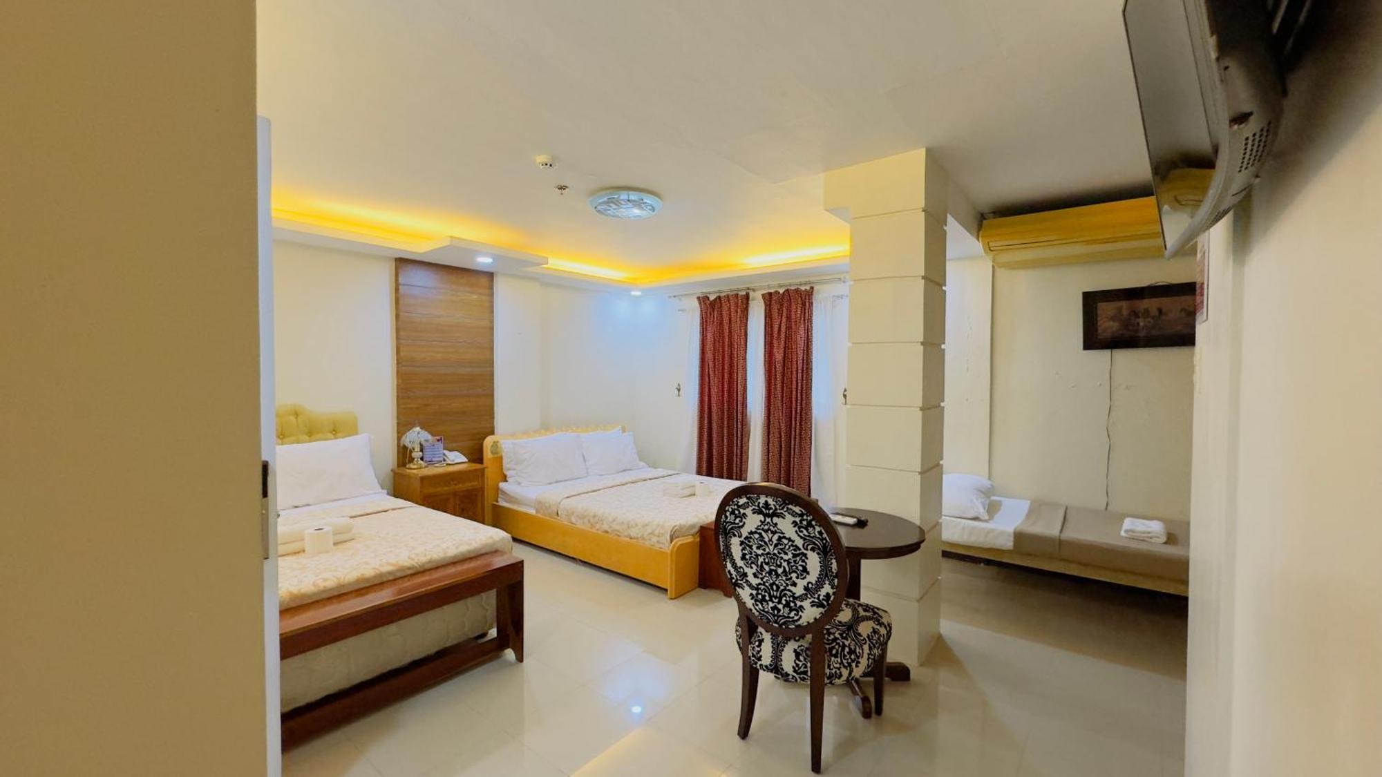 La Anclar Hotel Davao Экстерьер фото